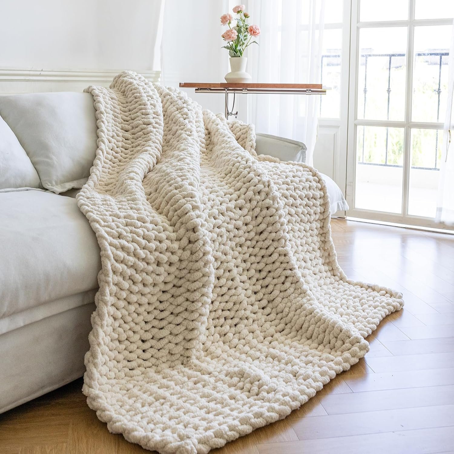 Chunky Knit Throw Blanket for Couch，60X80 Inches Cream