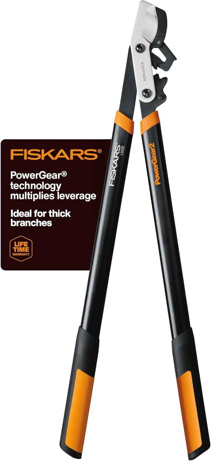 Fiskars 32” PowerGear2 Garden Bypass Loppers, 2″ Cut Capacity Tree Trimmer