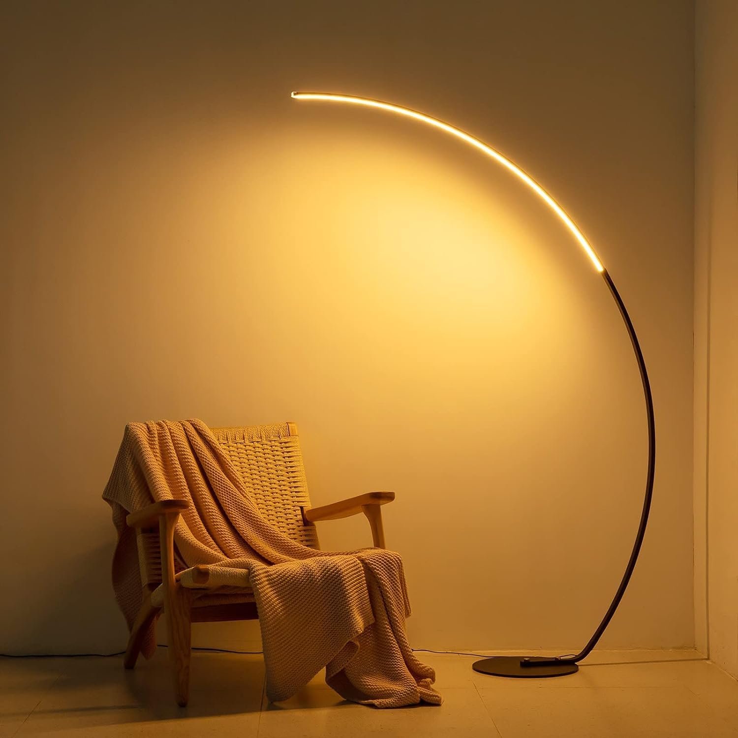 NUÜR 67″ Black Arc Floor Lamp, Dimmable LED Standing Lamp with Remote