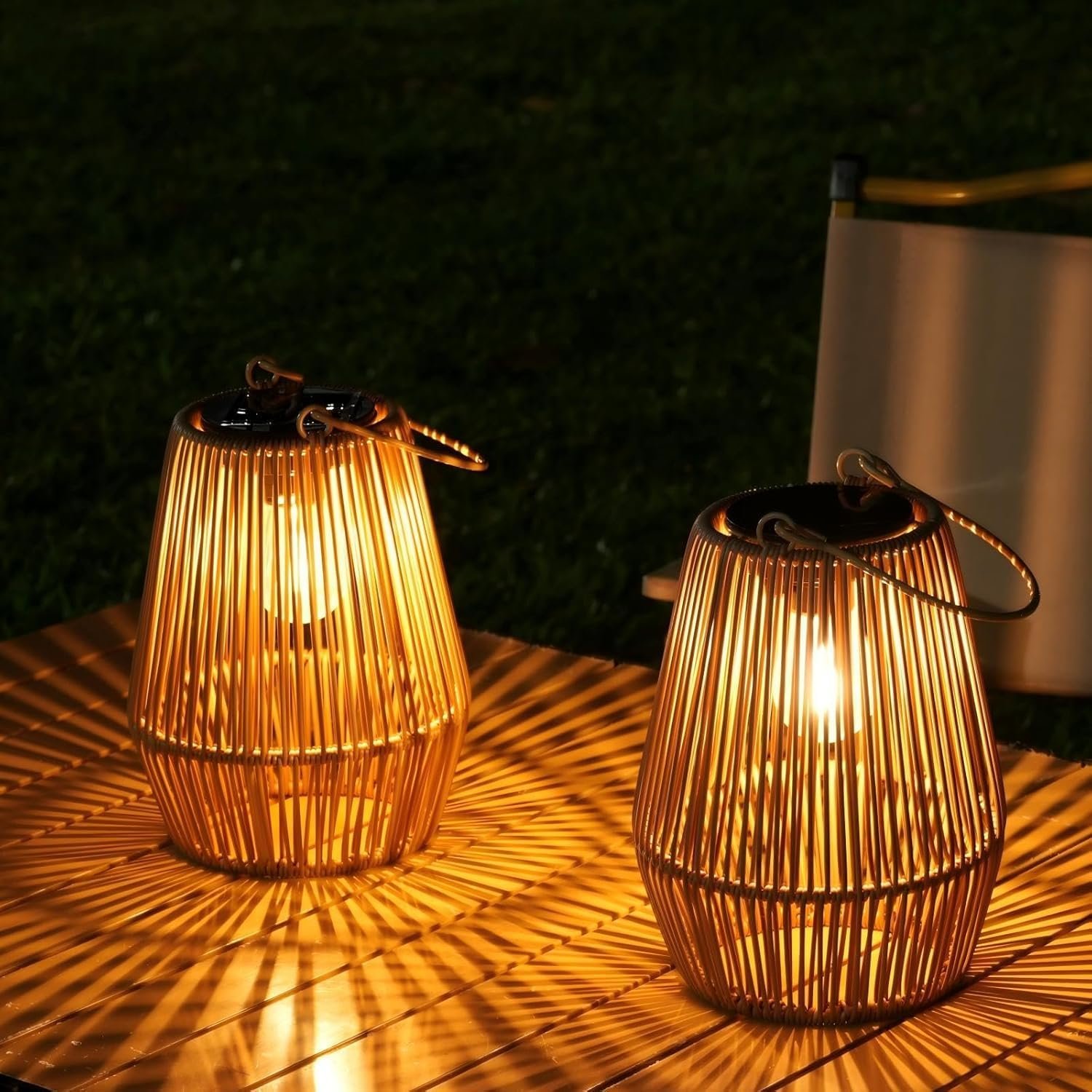 Solar Lanterns Outdoor Waterproof, Solar Lights Outdoor 2 Pack