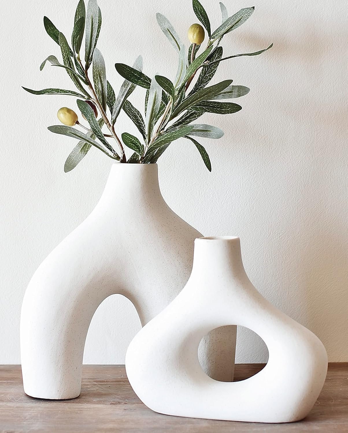 Carrot’s Den Ceramic Modern Vase Set of 2, Donut Shelf Decor, Warm White