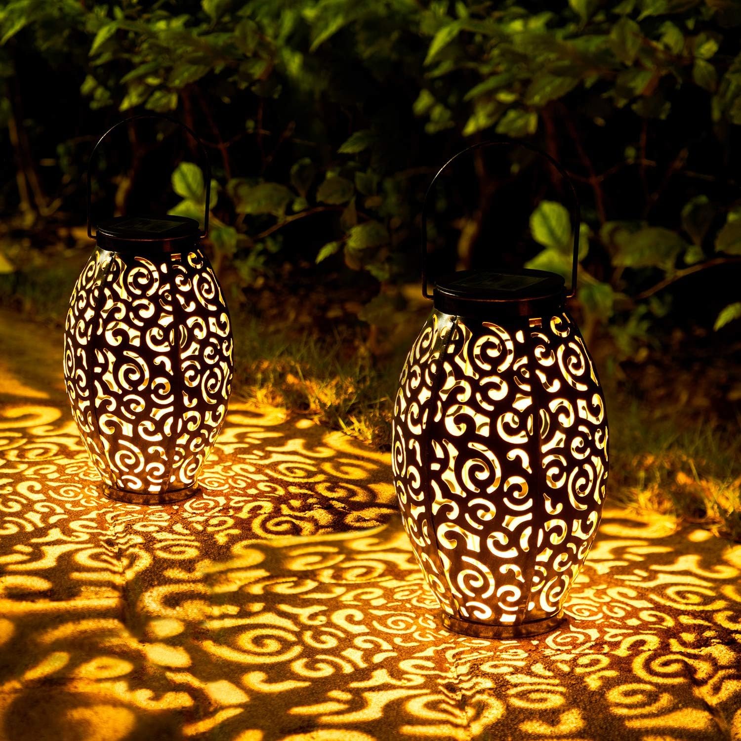 Solar Lanterns Outdoor Waterproof 2 Pack Solar Garden Lanterns Garden Decor