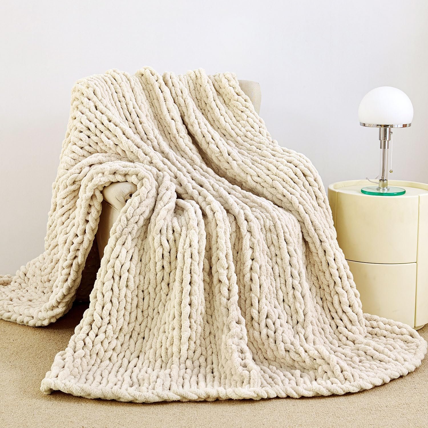 Chunky Knit Blanket Throw for Couch, 51″x63″ Chunky Yarn Knitted Blankets