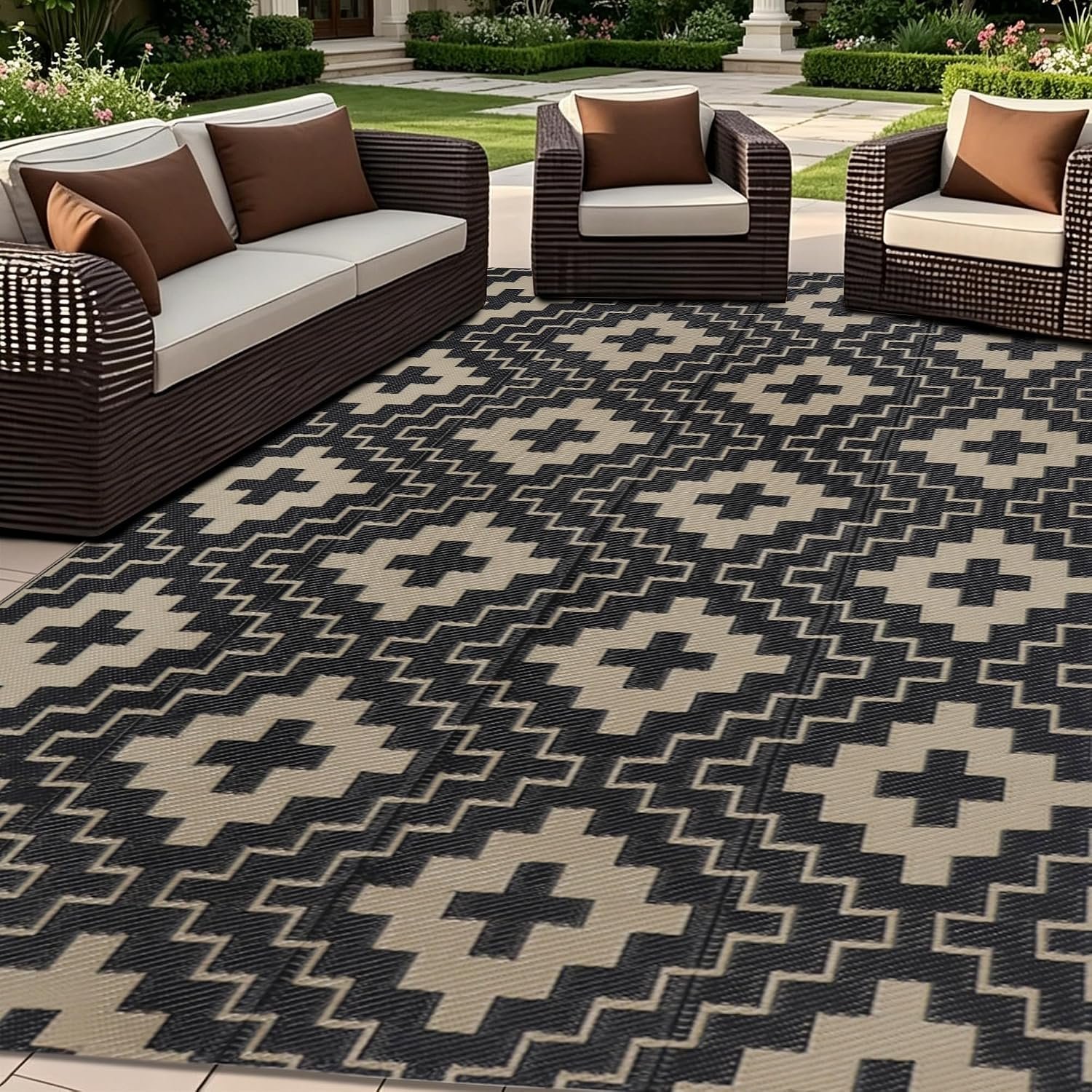 SAND MINE Waterproof Outdoor Rug 5×8 ft, Reversible Plastic Straw Area Rug, Large Floor Mat for Patio, Backyard, Deck, RV, Camping, Picnic, Beach, Balcony & Porch – Black & Beige
