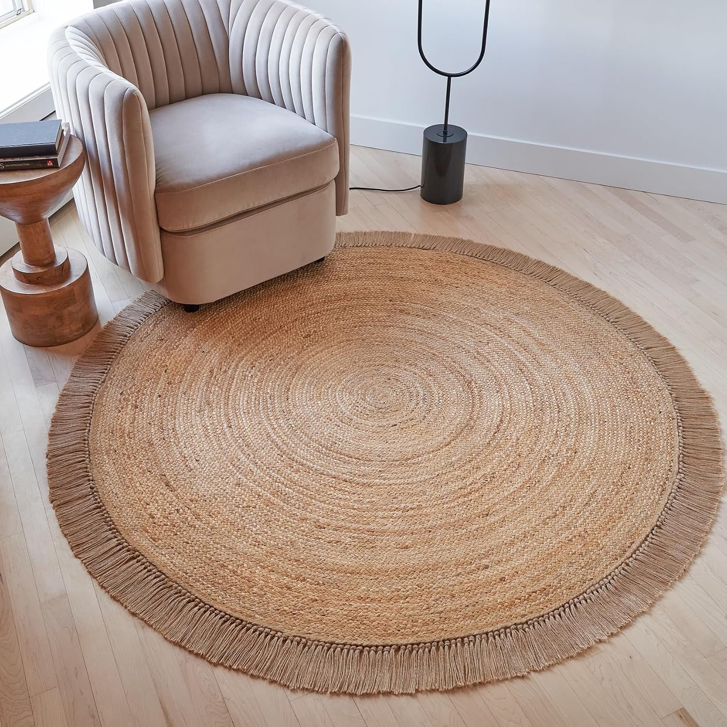 Beautiful 5.5×5.5 ft Round Jute Area Rug – Natural Hand Woven Circle Rug