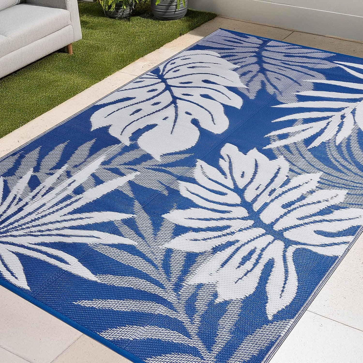 YONILE Outdoor Patio Rug, 5×8 ft Waterproof Plastic Straw Rugs